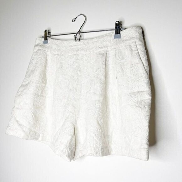 JOIE Lisley Embroidered Shorts  - Picture 4 of 9